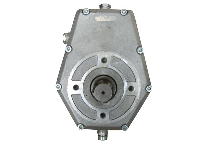  Getriebe mit Pumpe BG 3, 36 ccm 
 Set aus Pumpe BG 3, 36 ccm und Getriebe BG 3, 540 U/Min 1:3, 8 m&auml;nnlich mit Nabe und montiert 
 passend f&uuml;r: XL-23/Z 