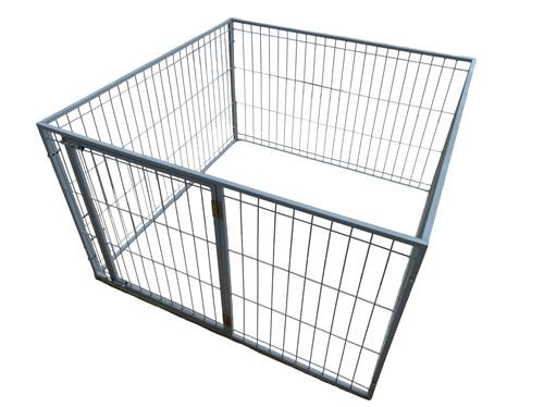   Dieses Freilaufgitter ist geeignet f&uuml;r Kleintiere. Es ist stabil verschraubt, um ein Ausbrechen der Tiere verhindern zu k&ouml;nnen.   Zus&auml;tzlich ist eine T&uuml;r mit einer Verriegelung verbaut, welche nach  Au&szlig;en ge&ouml;ffnet werden kann. Durch die H&ouml;he des Freilaufgitters k&ouml;nnen  Ihre Tiere nicht ausbrechen. Das Gitter kann au&szlig;erdem an den  Verschraubungen auseinander gebaut werden. Somit k&ouml;nnen Sie den Freilauf  ganz einfach von Ort zu Ort transportieren. Selbst in zusammen gebauter  Form ist es nicht zu gro&szlig; und zu schwer um es an einen anderen Platz zu  tragen.  
  Vier Gitter mit Verschraubungen incl. eingebauter T&uuml;re  
 &nbsp; 
     
