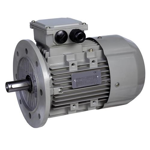 
 Bauform: B5 
 Leistung: 4 kW 
 Drehzahl: 4-polig - 1500 U/min 
 Spannung: 230/400 V 
 